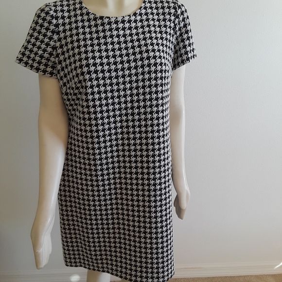 Calvin Klein Dress - Picture 5 of 6